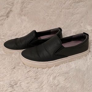 Dr. Scholl’s slip on sneakers